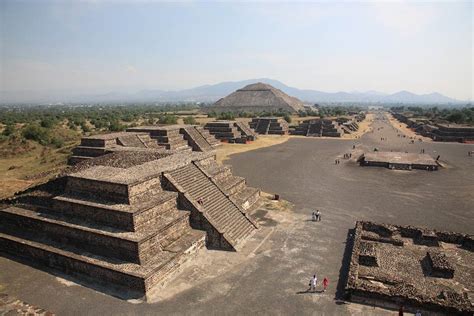  Teotihuacan Pyramid Construction: A Symphony of Ancient Engineering and Religious Zeal